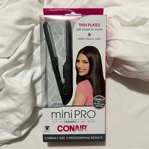 *SOLD* Conair mini pro 1/2 inch Ceramic Flat Iron